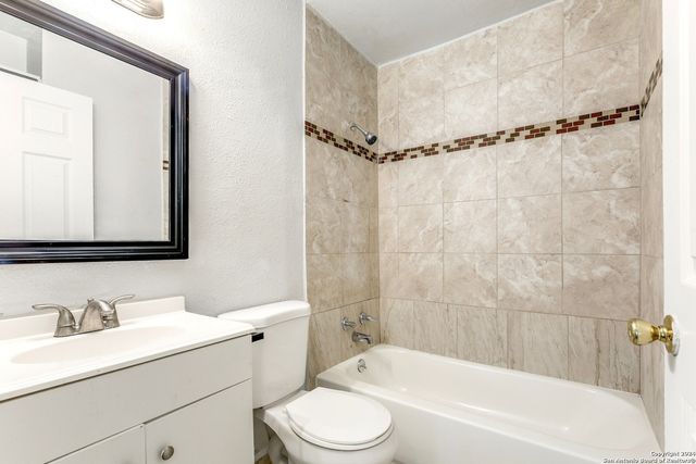 6139 Lawn Valley, San Antonio, TX 78242