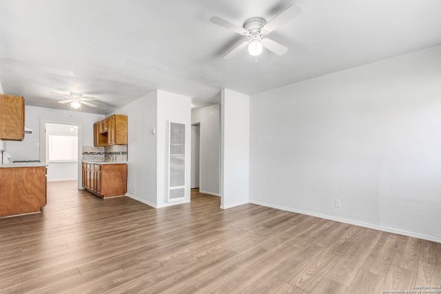 6139 Lawn Valley, San Antonio, TX 78242