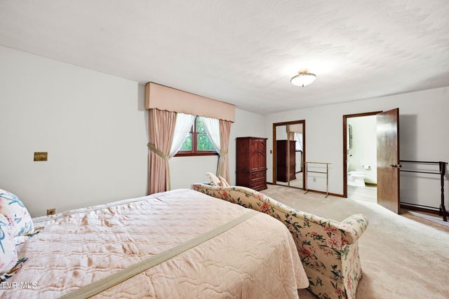 192 Snyder Drive, Johnson City, TN 37615