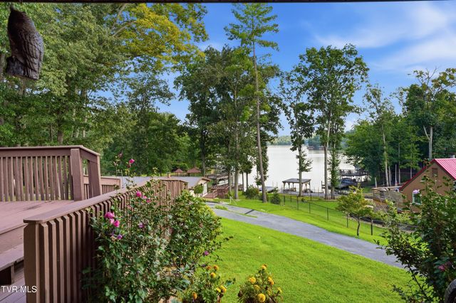 192 Snyder Drive, Johnson City, TN 37615