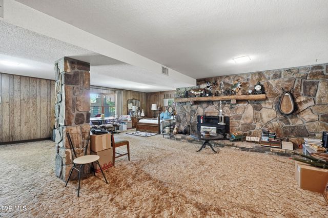 192 Snyder Drive, Johnson City, TN 37615