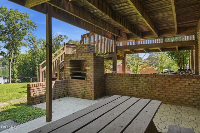 192 Snyder Drive, Johnson City, TN 37615