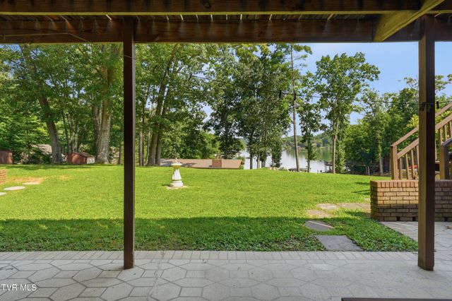 192 Snyder Drive, Johnson City, TN 37615
