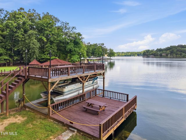 192 Snyder Drive, Johnson City, TN 37615