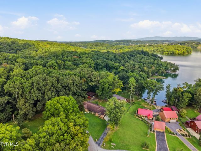 192 Snyder Drive, Johnson City, TN 37615
