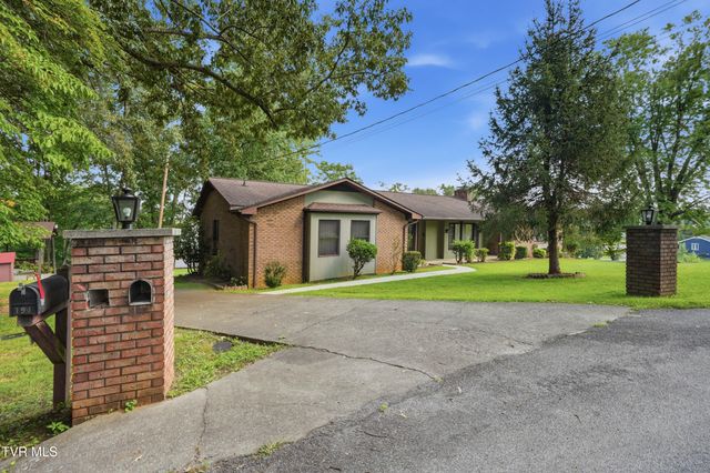 192 Snyder Drive, Johnson City, TN 37615