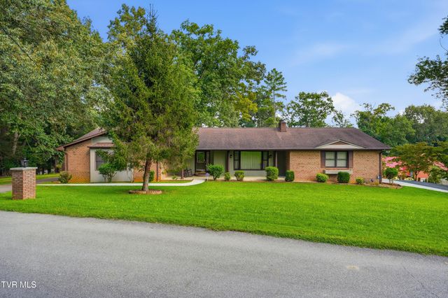 192 Snyder Drive, Johnson City, TN 37615