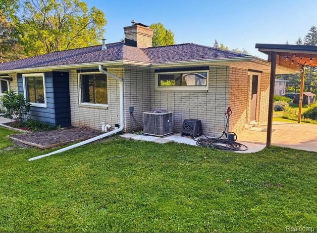 3835 N Graham Road, Thomas Township, MI 48623