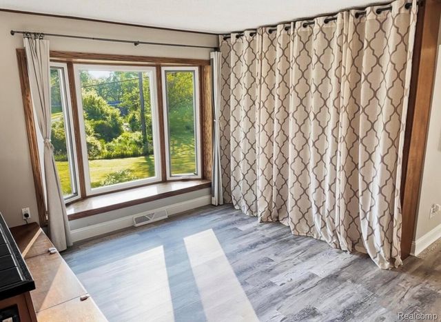 3835 N Graham Road, Thomas Township, MI 48623