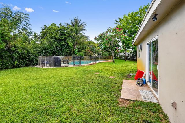 5801 NW 14th Court, Sunrise, FL 33313