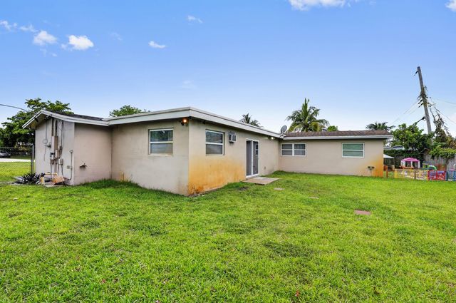 5801 NW 14th Court, Sunrise, FL 33313