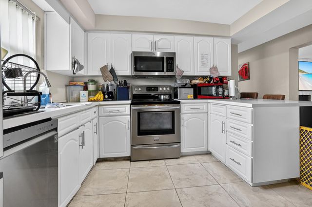 5801 NW 14th Court, Sunrise, FL 33313