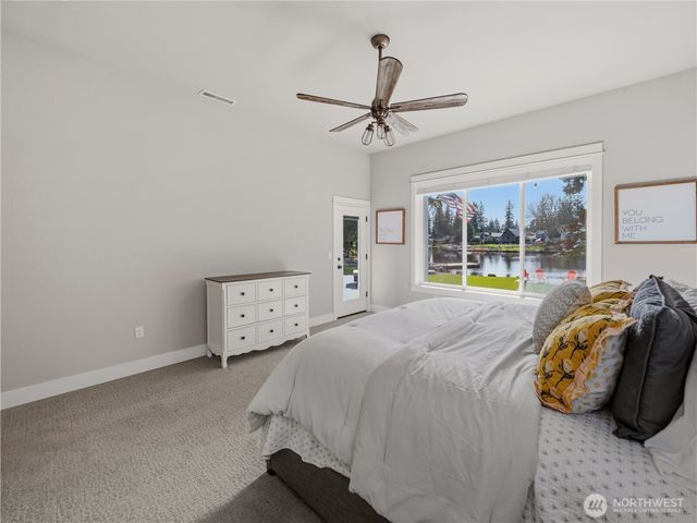 28911 220th Place SE, Black Diamond, WA 98010