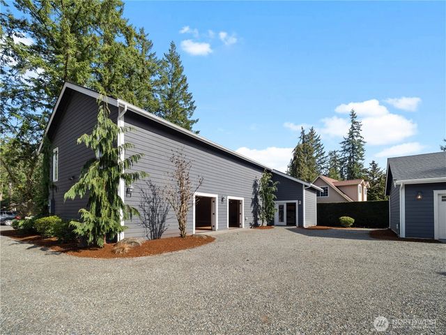 28911 220th Place SE, Black Diamond, WA 98010