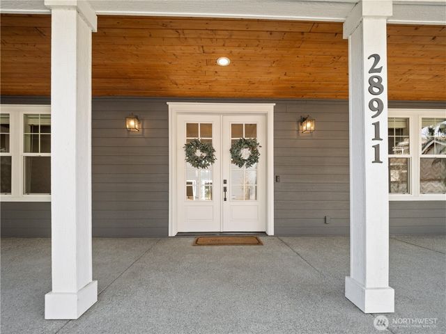 28911 220th Place SE, Black Diamond, WA 98010