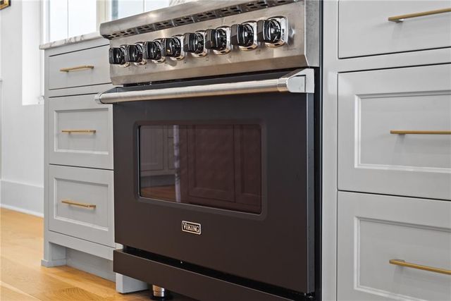 2881 Peachtree Road NE 2201, Atlanta, GA 30305