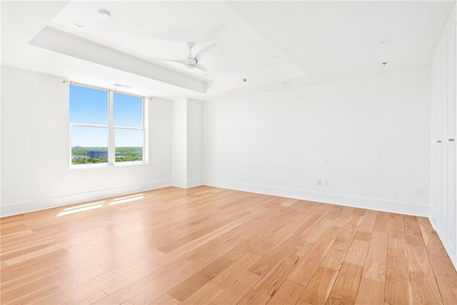 2881 Peachtree Road NE 2201, Atlanta, GA 30305