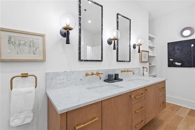 2881 Peachtree Road NE 2201, Atlanta, GA 30305