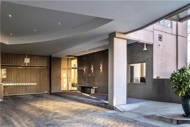 2881 Peachtree Road NE 2201, Atlanta, GA 30305