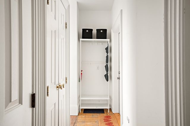 565 Massachusetts Ave. 4, Boston, MA 02118