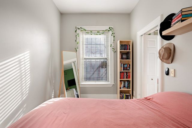 565 Massachusetts Ave. 4, Boston, MA 02118