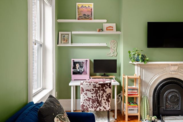 565 Massachusetts Ave. 4, Boston, MA 02118