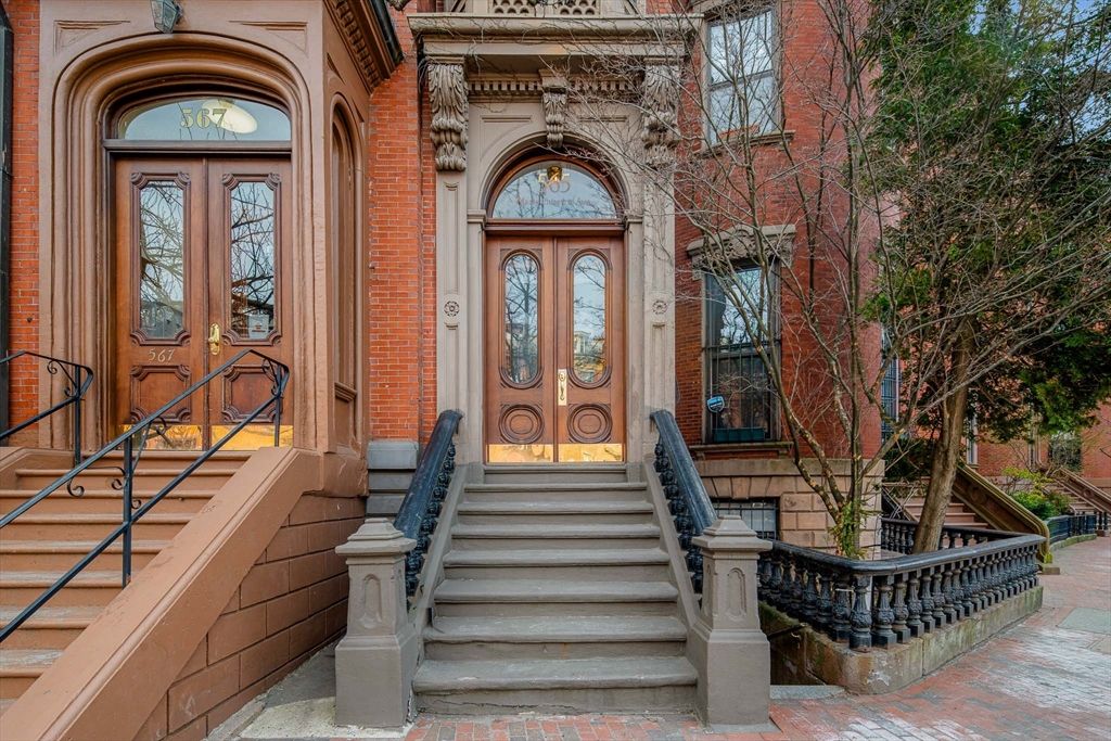 565 Massachusetts Ave. 4, Boston, MA 02118