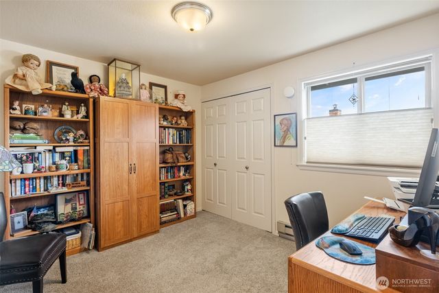 1728 W 6th Street, Port Angeles, WA 98363