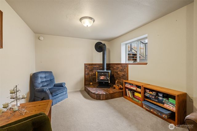 1728 W 6th Street, Port Angeles, WA 98363