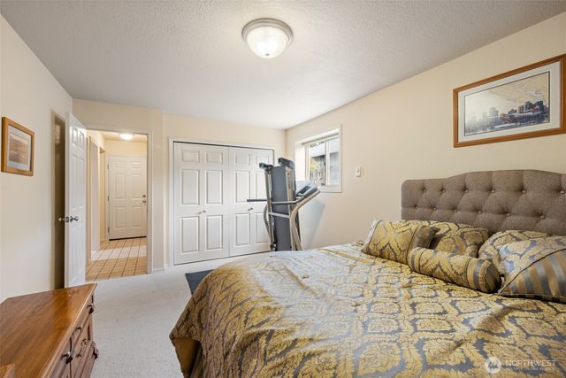 1728 W 6th Street, Port Angeles, WA 98363