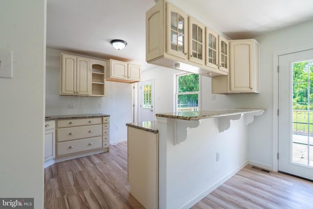 1180 STATION RD, Palm, PA 18070