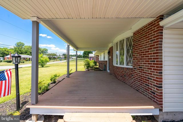 1180 STATION RD, Palm, PA 18070