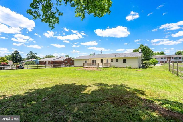 1180 STATION RD, Palm, PA 18070
