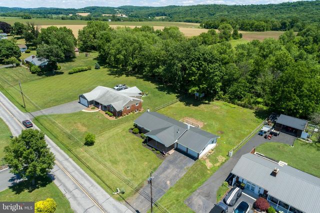 1180 STATION RD, Palm, PA 18070