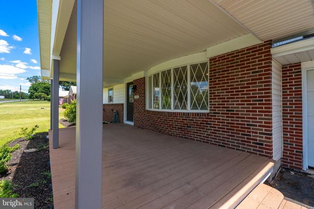 1180 STATION RD, Palm, PA 18070