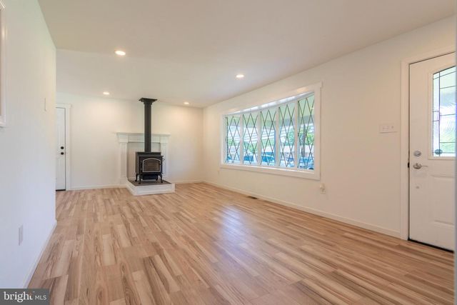 1180 STATION RD, Palm, PA 18070