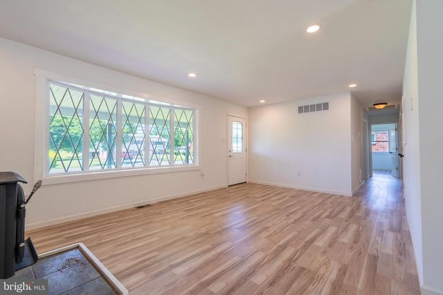 1180 STATION RD, Palm, PA 18070