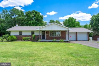 1180 STATION RD, Palm, PA 18070