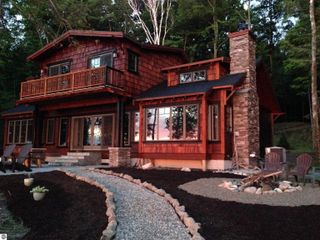 11720 Easy Street, Kewadin, MI 49648