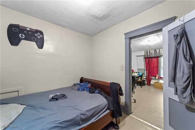 3334 W 82nd Street, Cleveland, OH 44102