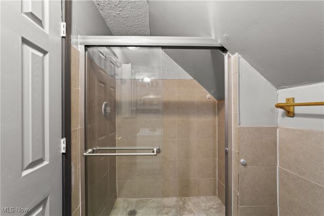 3334 W 82nd Street, Cleveland, OH 44102