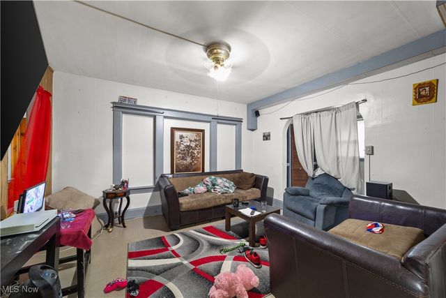 3334 W 82nd Street, Cleveland, OH 44102