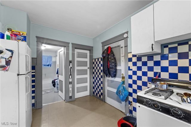 3334 W 82nd Street, Cleveland, OH 44102