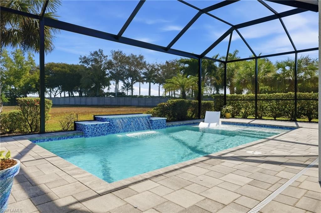 2718 Aviamar CIR, NAPLES, FL 34114 — photo 2