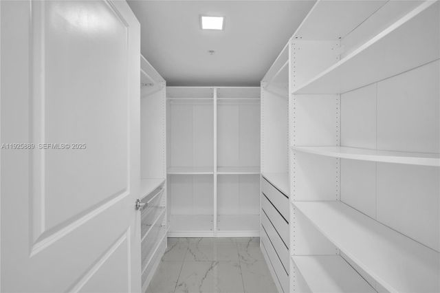 400 Sunny Isles Blvd 1519, Sunny Isles Beach, FL 33160