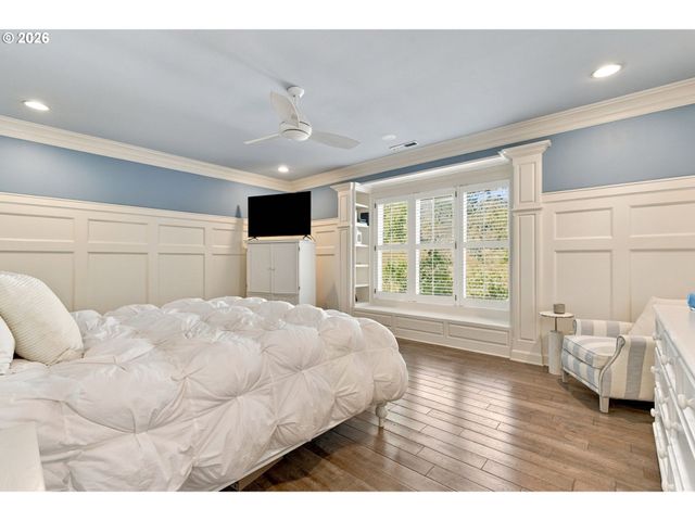 1610 OAK St, Lake Oswego, OR 97034
