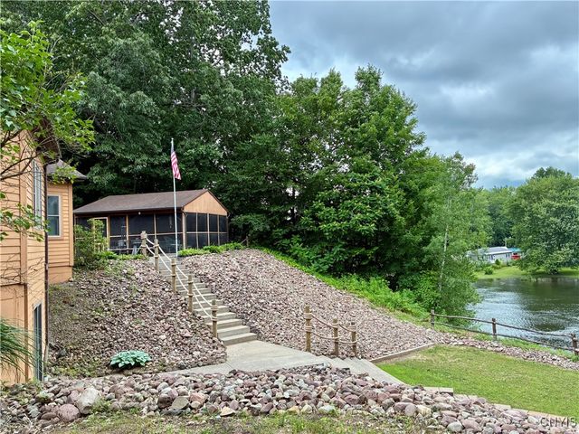 75 Aldrich Lane, Schroeppel, NY 13132