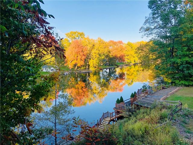 75 Aldrich Lane, Schroeppel, NY 13132