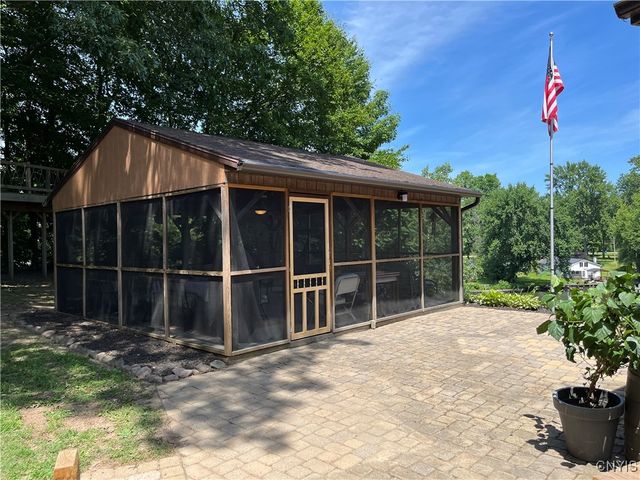 75 Aldrich Lane, Schroeppel, NY 13132