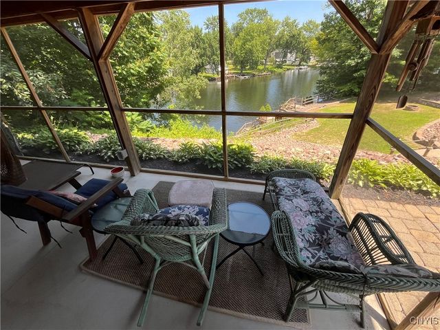 75 Aldrich Lane, Schroeppel, NY 13132